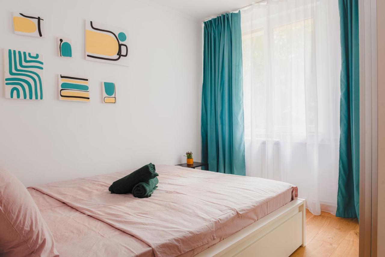 Cozy Apartment Ultracentral Universitate Square Bukarest Exteriör bild